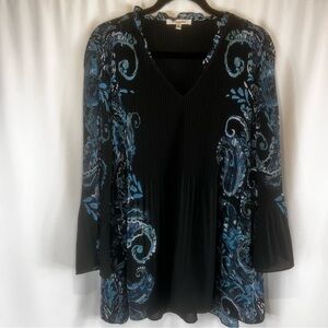 Quintessential Woman Modest blouse Size: 1X 
Women's Black and Blue Paisley Top